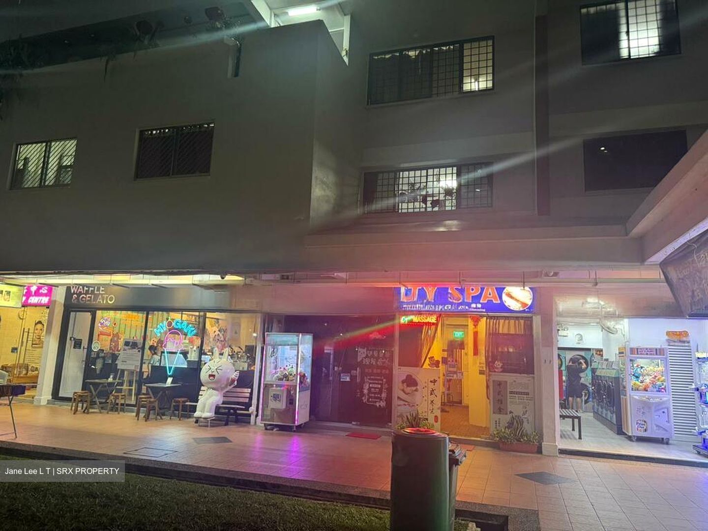 Chong Pang Garden (D27), Shop House #570473031